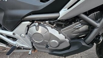 Honda NC700X r.v. 2012 - 17
