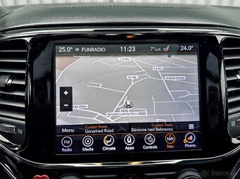 Jeep Grand Cherokee 3.0L V6 CRD Overland A/T - 17