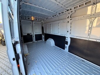 PEUGEOT BOXER L4H2 140 PS TOP STAV 14000KM - 17