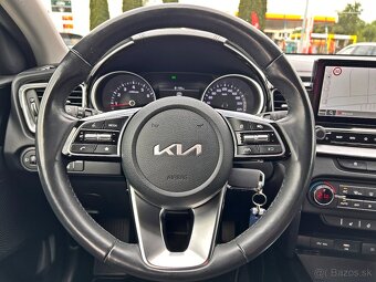 Kia CEED SW 1,5 T-GDi M6 GOLD+LED+NAVI - 17