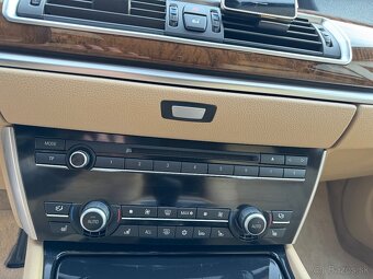 BMW Rad 5 GT 530d F07 - 17