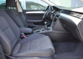 Volkswagen Passat 2.0TDi COMFORTLINE NAVI ČR 1M 110 kw - 17