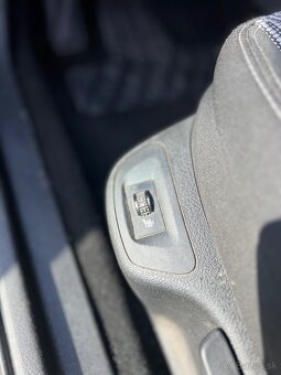 Peugeot 407 2.0 HDI (100 kW) - 17