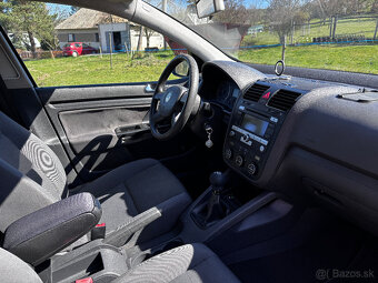 REZERVOVANE - Volkswagen Golf 1.9 TDI - 17