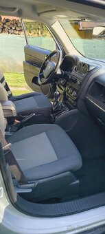 JEEP Patriot s pohonom 4x4 (RV 2011) - 17