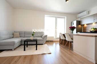REZERVOVANÉ - 3 izbový byt s balkónom73m2,ul.Janouškova,Preš - 17