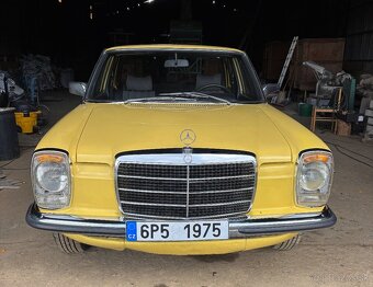 Mercedes Benz W114/115 240D 4C - TOP - 17
