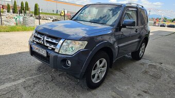 Mitsubishi Pajero 3.2DI-D SWB Invite A/T - 17