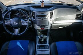Subaru Outback 2.0 D,4x4,Možnosť financovania,Nová STK - 17