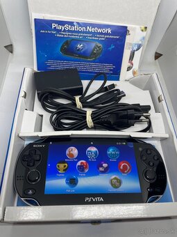 PS Vita OLED Wi-Fi (PCH-1004) - 17