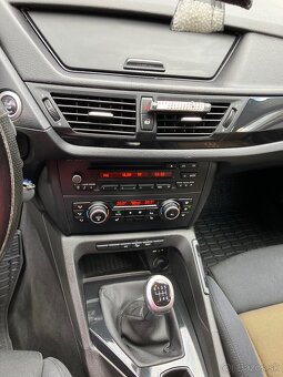 BMW X1 xDrive 18d - 17