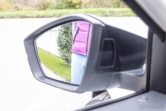 Škoda Superb Combi 2.0 TDI SCR Sportline 4x4 DSG White - 17