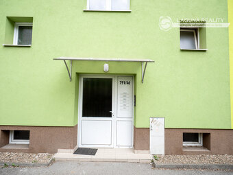 REZERVOVANÉ - 2 Izbový byt s balkónom v pôvodnom stave - Kro - 17