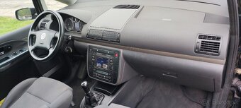 Volkswagen Sharan 1.9 TDI 85kW 130tis km - 17