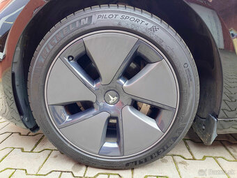 Tesla Model 3 2023 Dual Motor Long Range 366 kW - 17