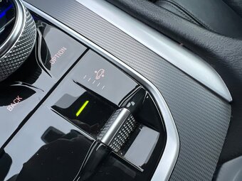 BMW X6 M-PACKET xDrive 30d 210kw mHEV A/T - 17