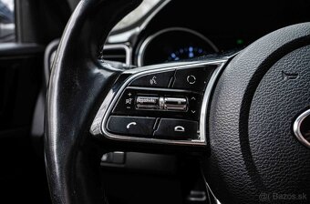 Kia Ceed 1.6 CRDi mHEV Gold A/T - 17