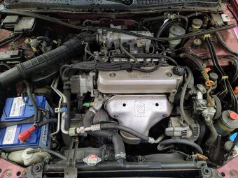 Honda Accord Aerodeck 2.2i automat - 154 000 KM - DVA VOZY - 17