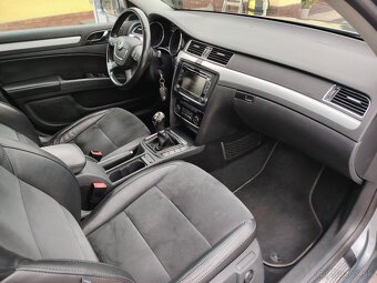 Skoda Superb kombi 2.0Tdi 103Kw M6 Alcantara Webasto - 17