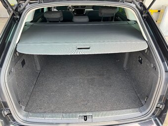 Škoda Superb kombi 1.4tsi + hybrid model 2021 facelift DSG - 17