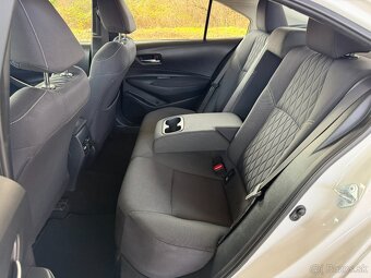 Toyota Corolla 1.5 Dynamic Force Comfort, Slovenske - 17