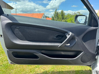 BMW 325ti (AT31) - 17