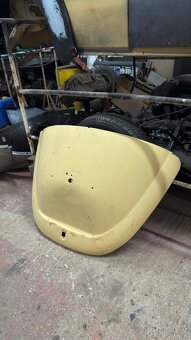 Predám náhradné diely na Volkswagen Chrobák - 17