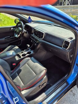 KIA SPORTAGE GT-LINE 1.6T-GDI BENZÍN 130KW AT-7 4X4 2019 - 17