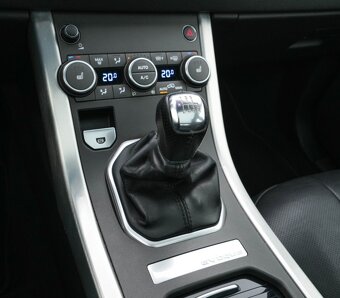 Predám range rover evoque 81.000km - 17
