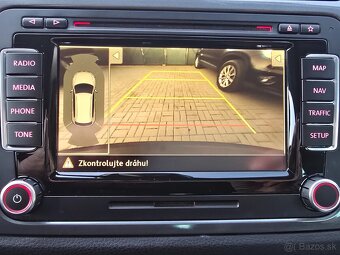 VW Tiguan 2.0 TDi - 4x4 - DSG - SPORT - NAVIGÁCIA (085273) - 17