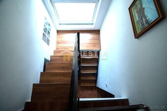 REZERVOVANÉ Útulná chata s bazénom a veľkým pozemkom Prietrž - 17