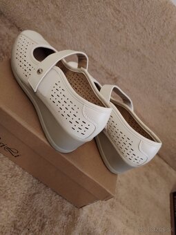 Dievčenská obuv - 17