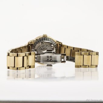 Dámske švajčiarske hodinky. - 17