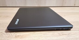 Predám  hliníkový 15.6" Full HD IPS 8GB RAM  / - 17