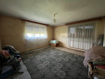 Šaca - 5 izbový rodinný dom s peknou záhradou - 17