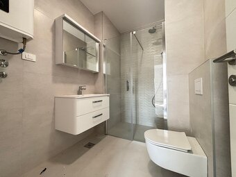 3-izbový apartmán v novostavbe s výhľadom na more,Chorvátsko - 17