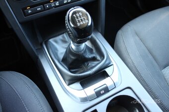 Land Rover Discovery 2,0 TD4 132 kW SPORT - 17