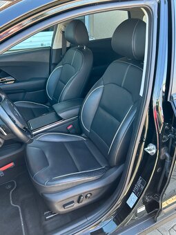Kia Niro e- Premium EV ExecutiveLine 204PS 64KWh - 17