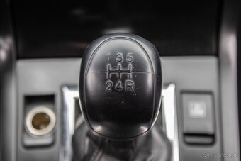 Suzuki Grand Vitara 1.9 DDiS JLX-A 5d - 17