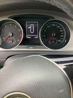 Predam Volkswagwn Golf 1,2 TSI r.v 2013 - 17