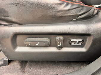 Hyundai SANTA FE 4WD 2.2 CRDi 2008 AKCIA 3600 euro - 17