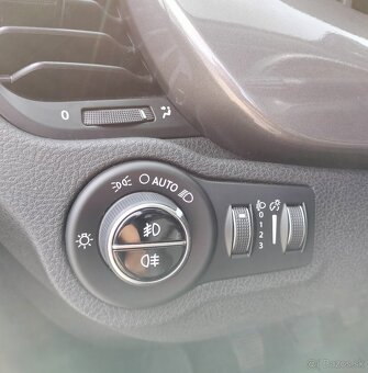 FIAT 500X 1,4 MULTIAIR 103KW 2015 - 17
