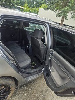Volkswagen Golf 1.9 77 kW - 17