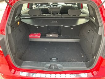 Mercedes-Benz B 220 CDI 2013 panoráma - 17