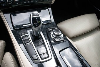 BMW Rad 5 F10 535i A/T - 17