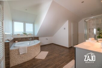 RD s pozemkom 2 533 m² a výhľadom na Vršatec   Ilava - 17