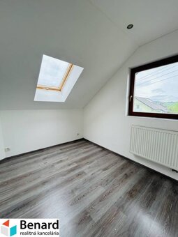 ÚTULNÝ 4-IZBOVÝ DOM( ZRUB) Z POGUĽATINY, ŽUPČANY, OKR.PREŠOV - 17