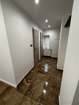 Zariadený moderný 2 izbový byt Pribinove sady - 17