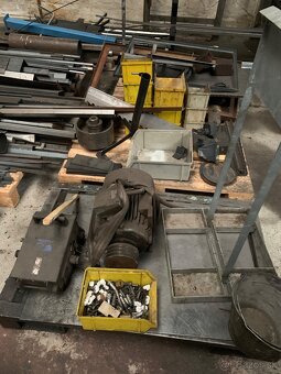 skrine ponk noznice pasovina nerez srouby klince - 17