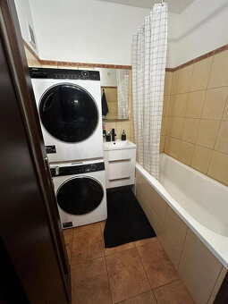 -NAJLACNEJŠÍ- 3i BYT PO REKONŠTRUKCII, BALKÓN, BREZNO MPČĽ - 17